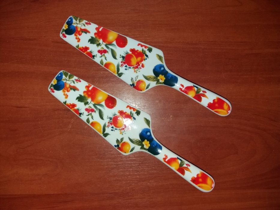 Керамические лопатки для тортов, пирогов