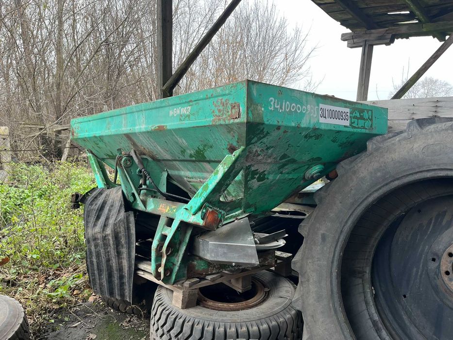 Розкидач добрив Amazone ZAM-24