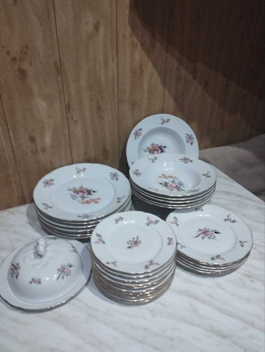 Фарфоровый столовый сервиз, Чехословакия.