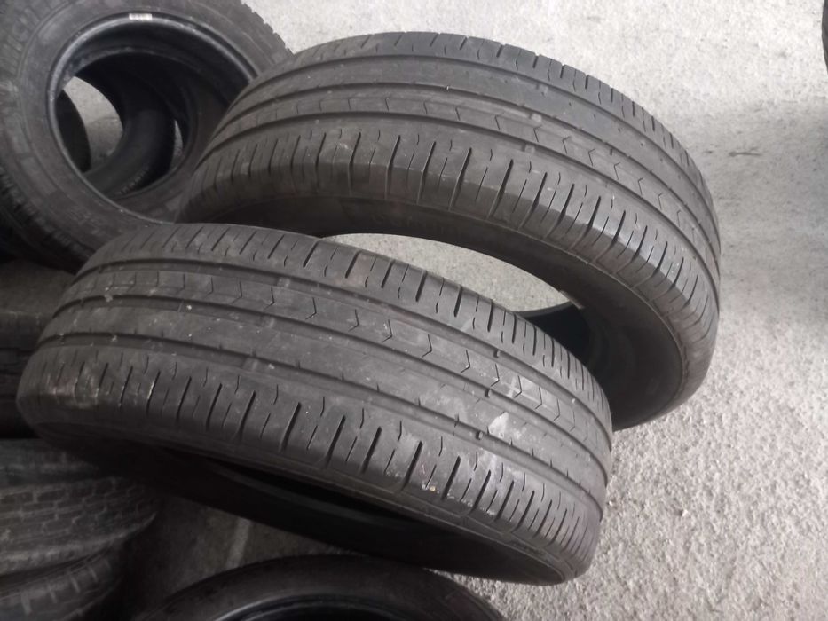 4 Pneus 215/65R16 Continental e Nokian