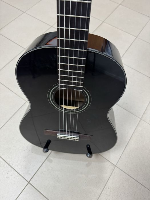 Класична гітара Yamaha C40 black