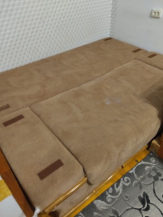 Віддам б/у диван