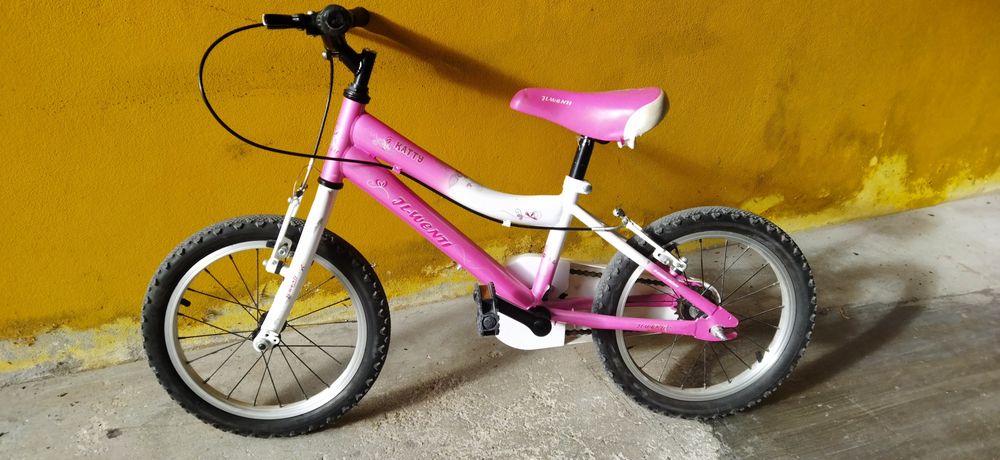 Bicicleta criança menina
