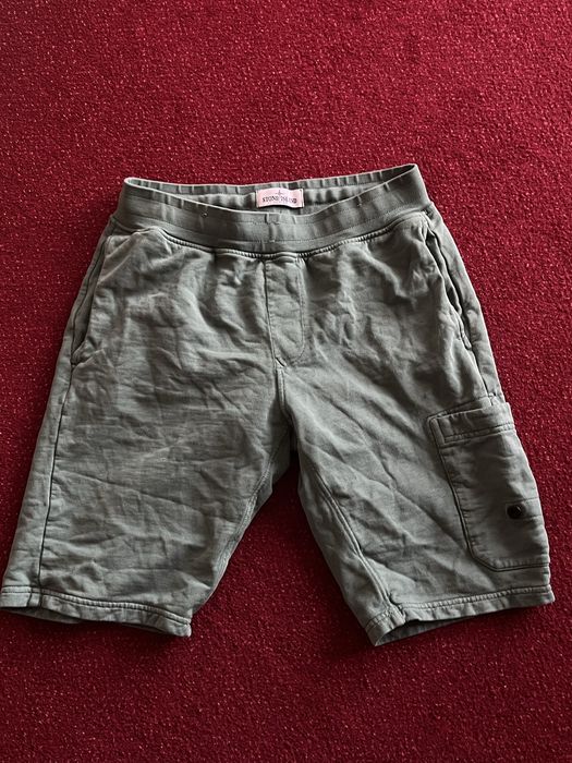 Шорты stone island