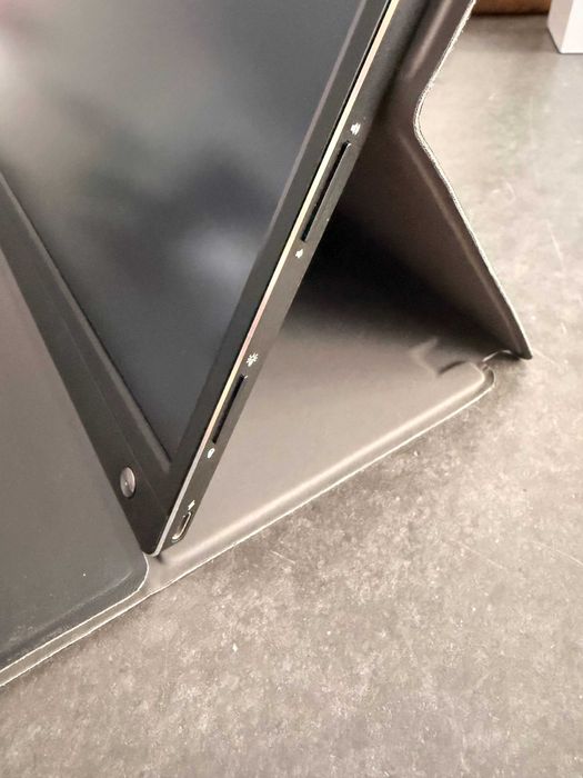 Monitor Portátil Touchscreen UPERFECT 15.6" c/ Bateria (Como Novo)
