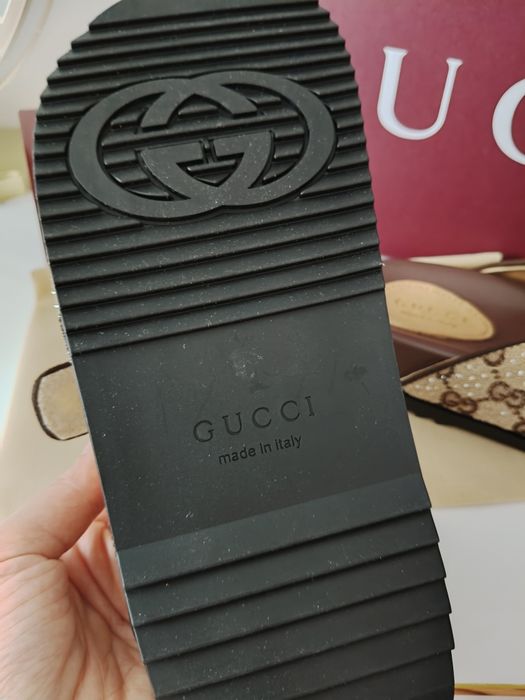 Gucci sandały beż 39