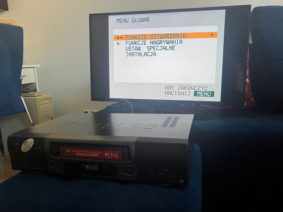Philips VR800 VHS HiFi NICAM / Turbo Drive / pilot / sprawny