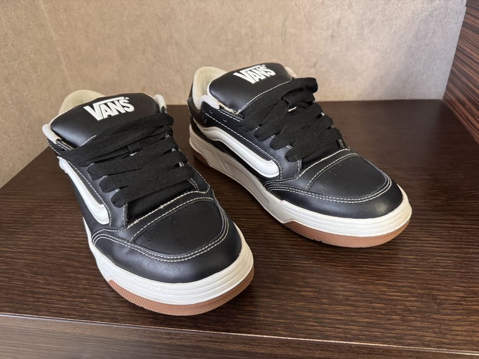 Вживані кросівки Ванс Vans