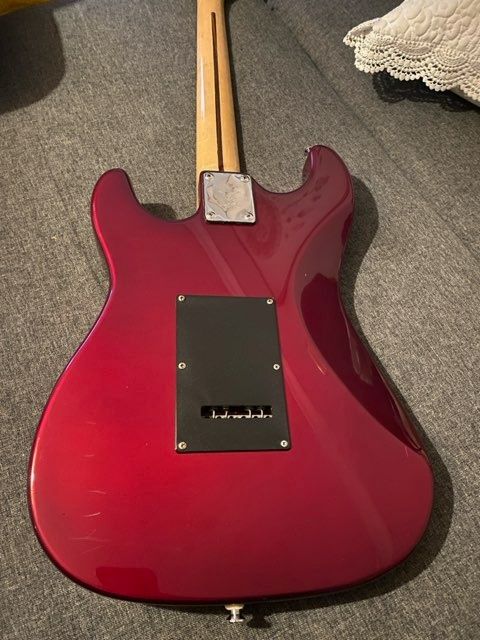 Gitara stratocaster Washburn