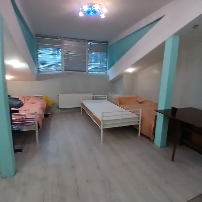 Здається кімната Вільно для дівчини на підселення,