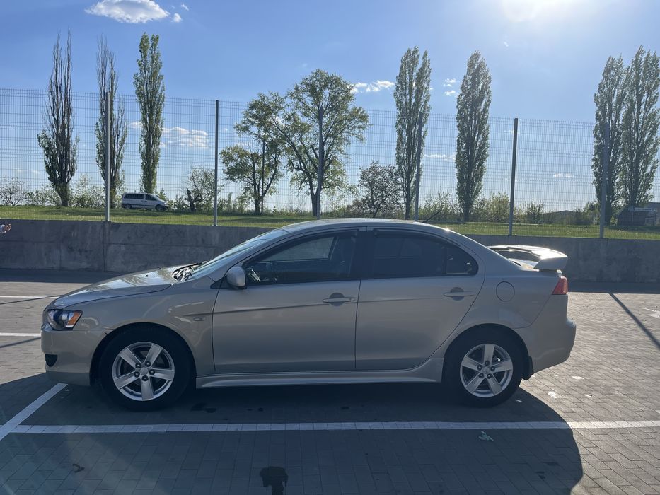 Продам Mitsubishi Lancer X