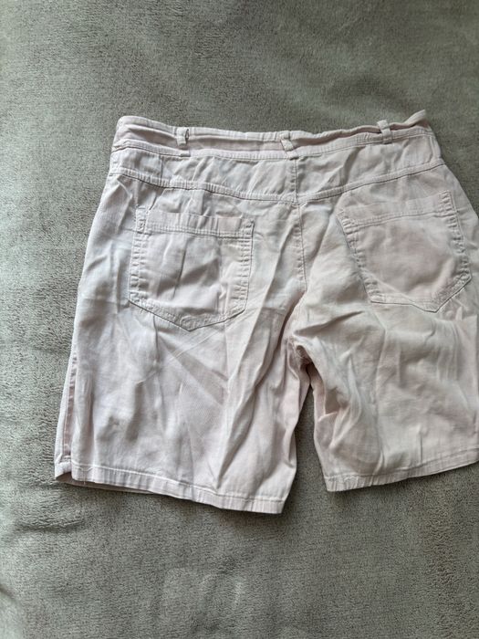 Spodenki pudrowy róż