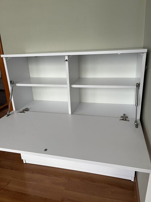 Комод білий в стилі Ikea