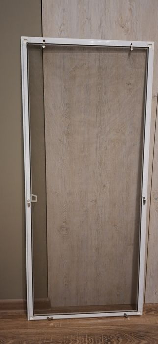 Продам москитную сетку б/у