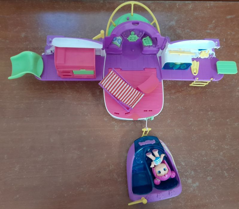 Vários brinquedos de Pinipons