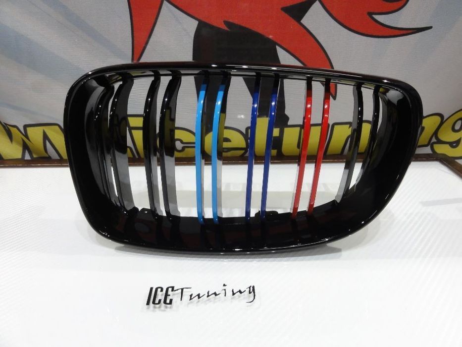 Grelha frontal em preto piano brilhante para BMW E46 COUPE / CABRIO 99-03 M4 look / dupla lamina