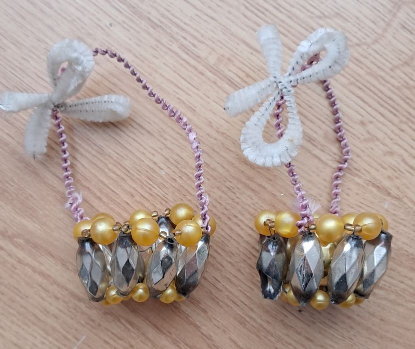 Stare bombki na choinke prl koszyczki