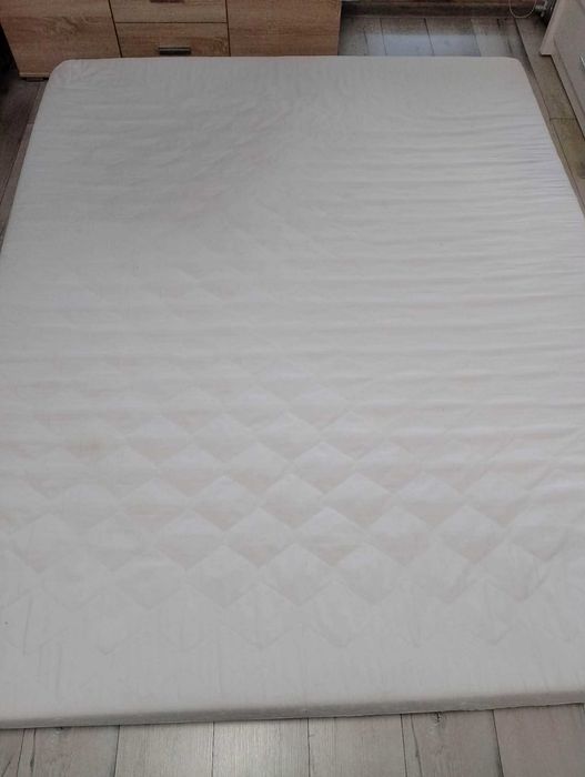 Materac piankowy 160x200
