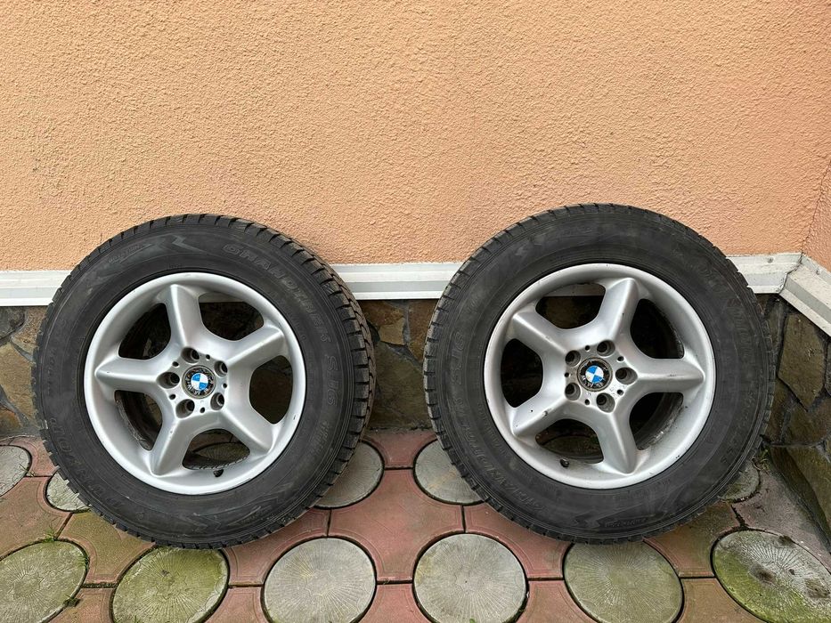 Оригінальні диски BMW Star spoke 57 (71/2JX17 ET:40) + зимові шини