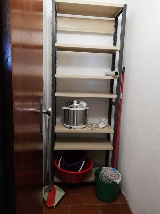 Arrenda-se quarto em T2 totalmente mobilado - Guarda