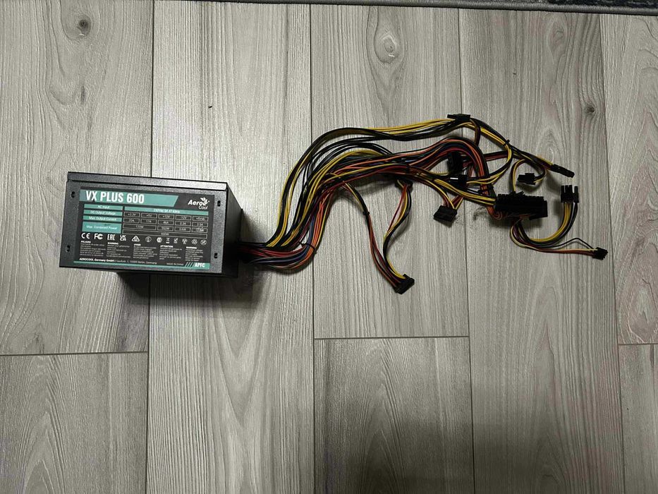 Aerocool VX PLUS 600W