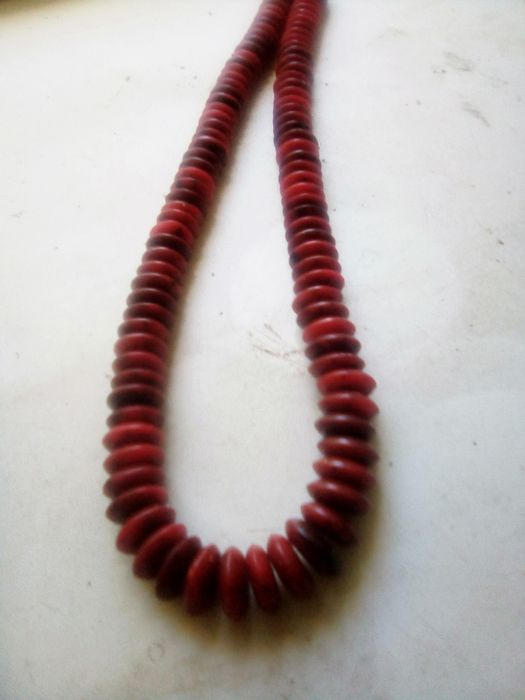 Вінтажне намисто, антикварне намисто