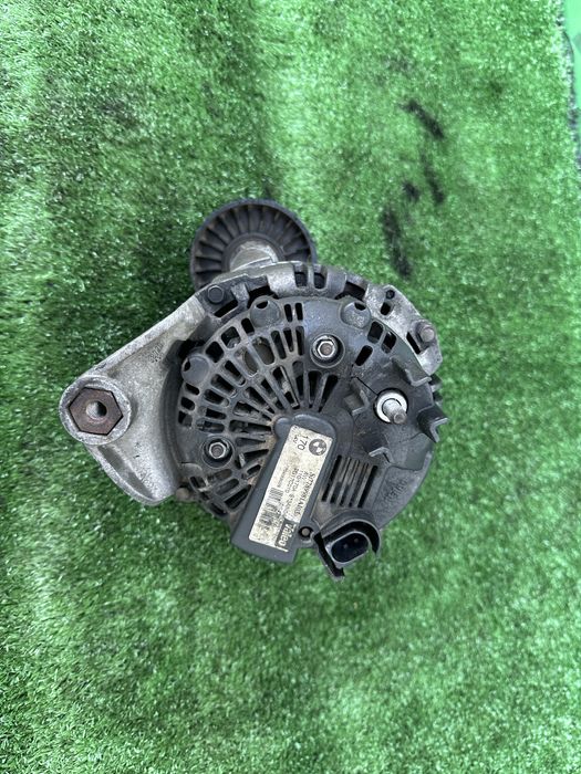 Генератор М57Н БМВ е60 170А - один пін