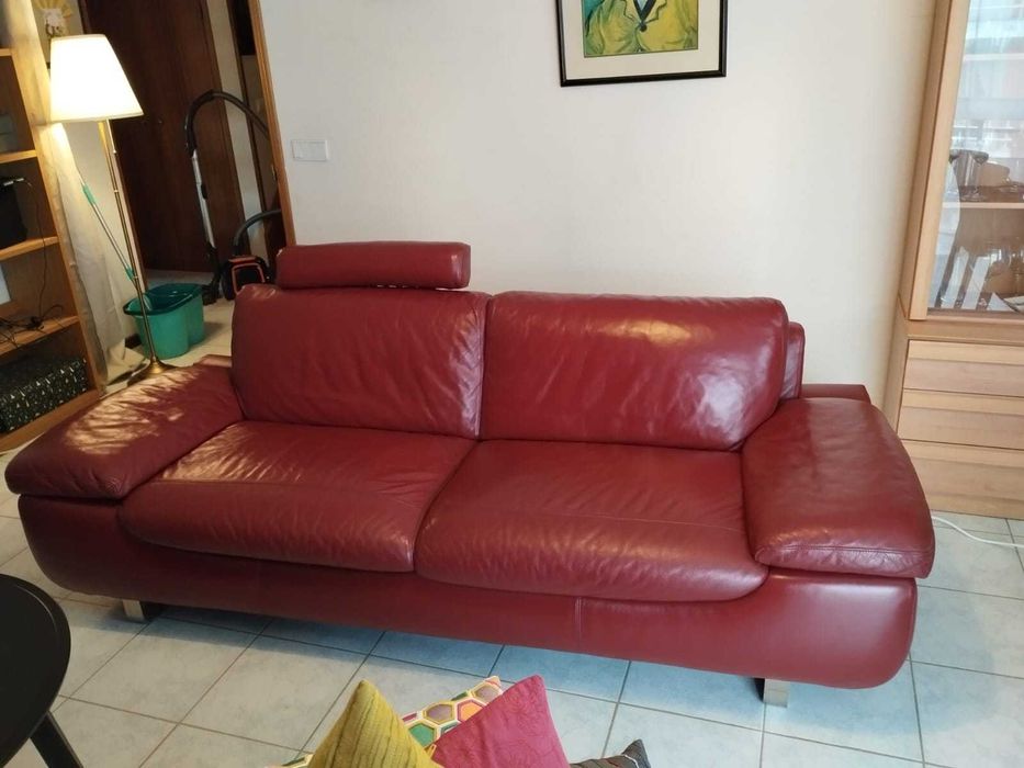 Sofá NATUZZI, de três lugares, em verdadeiro couro