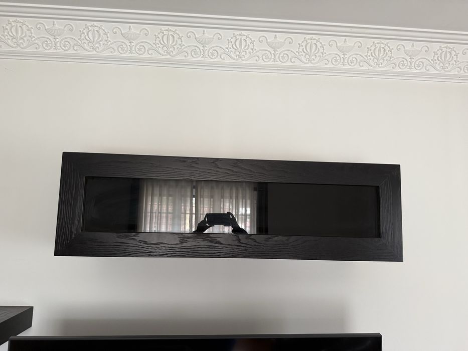 Mobilia da sala c/mesa de centro e prateleiras