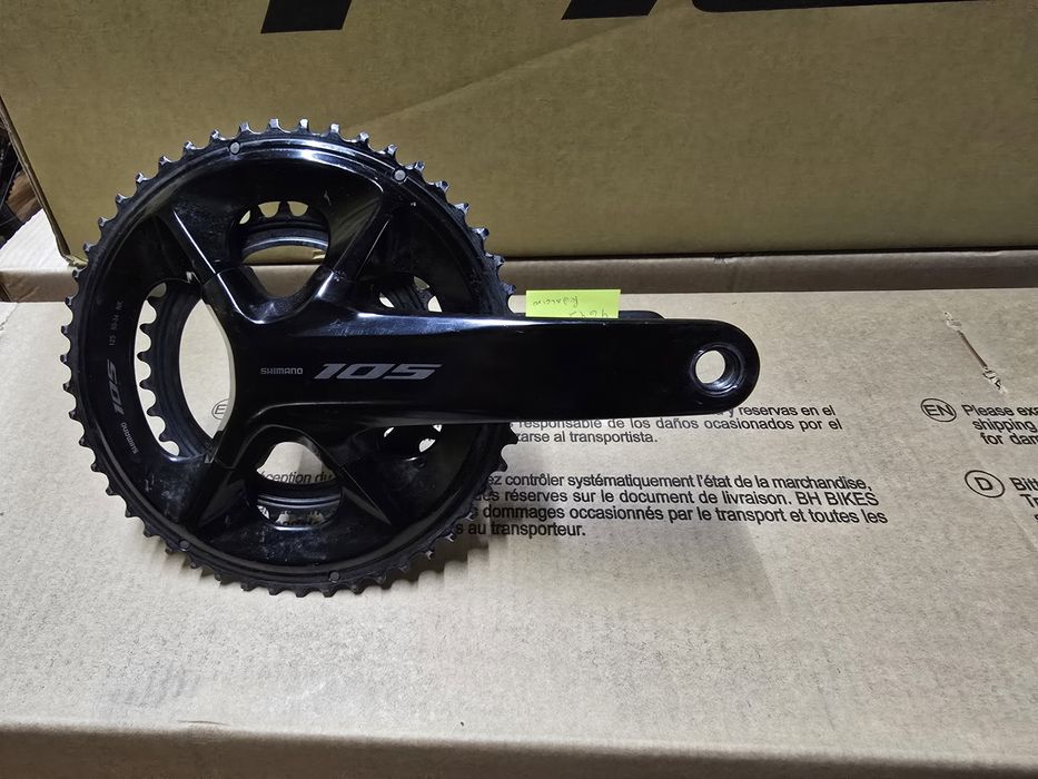Pedaleiro shimano 105 semi novo