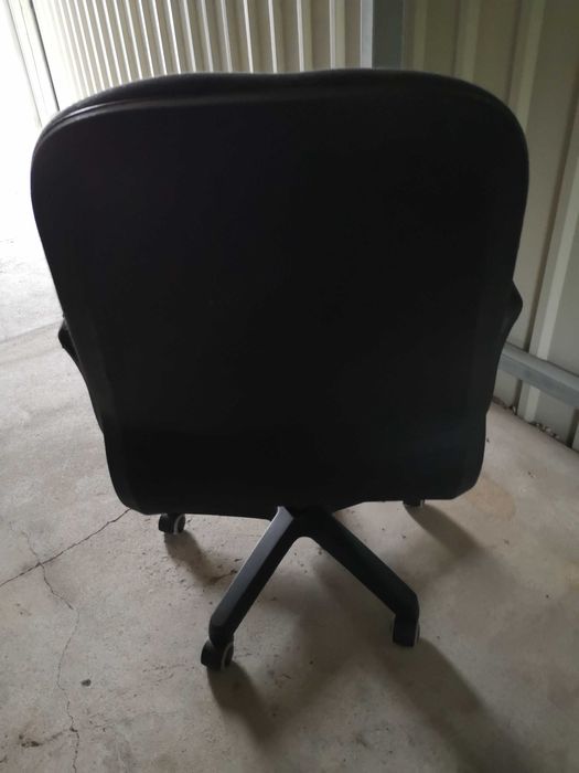 Cadeiras de escritório com rodízios