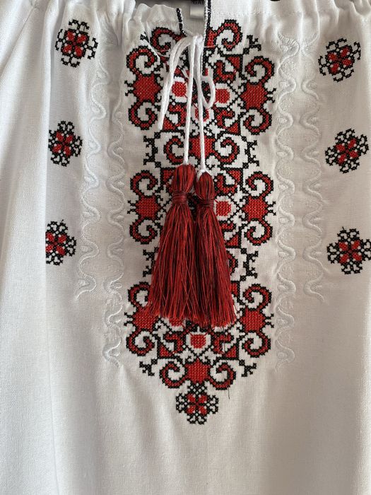 Вишиванка для дівчинки