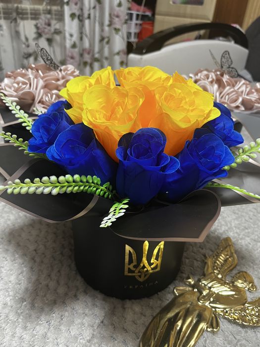 Букет с лент стрічок