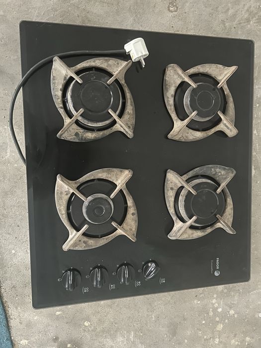 Placa fogão (FAGOR) preta encastrável 2CFI-4GL