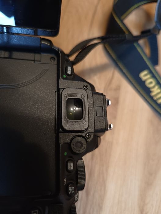 Nikon D5500 body