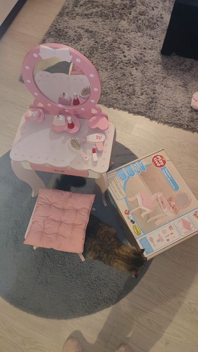 Toucador brincar menina