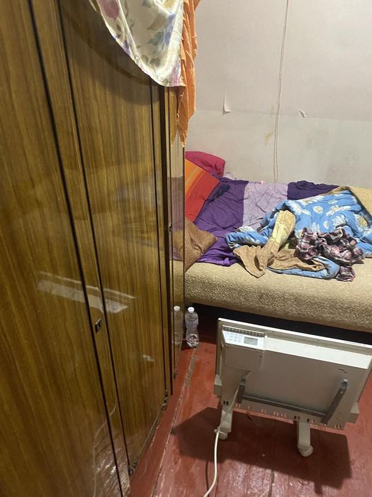 Продається будинок 1/4