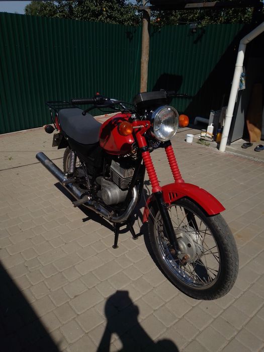 Відновлений мотоцикл мінск лідер