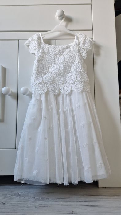 Sukienka na wesele komunię uroczustość