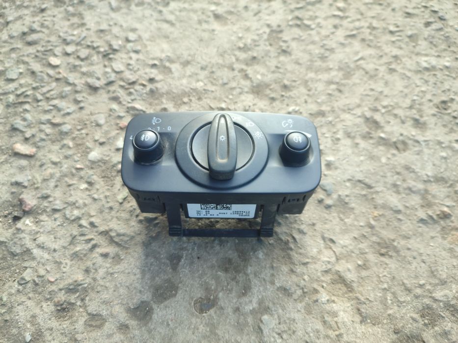 Продам блок управления света на ford escape kuga