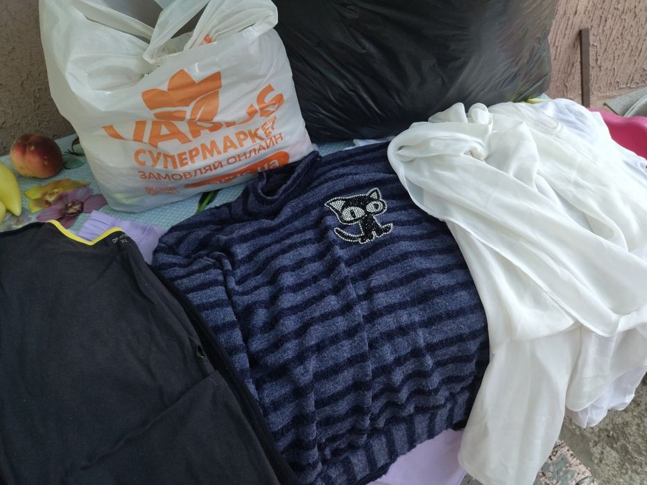 Отдам детские вещи