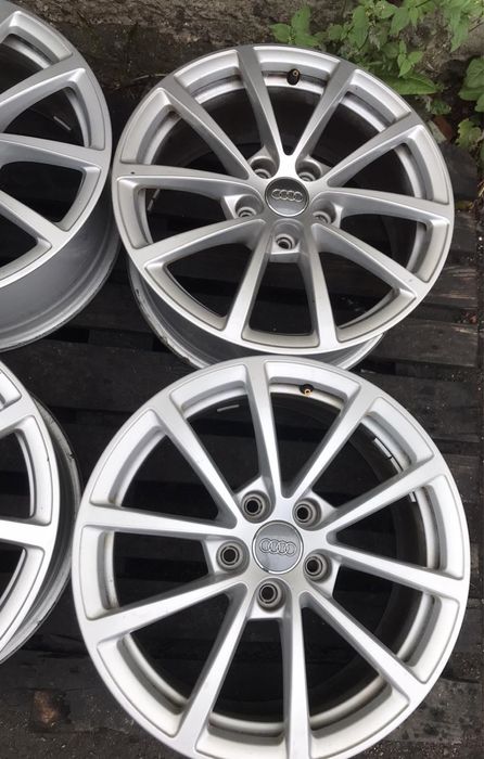 Диски Audi 5:112r17 комплект титаны б/у склад оригинал почти новые