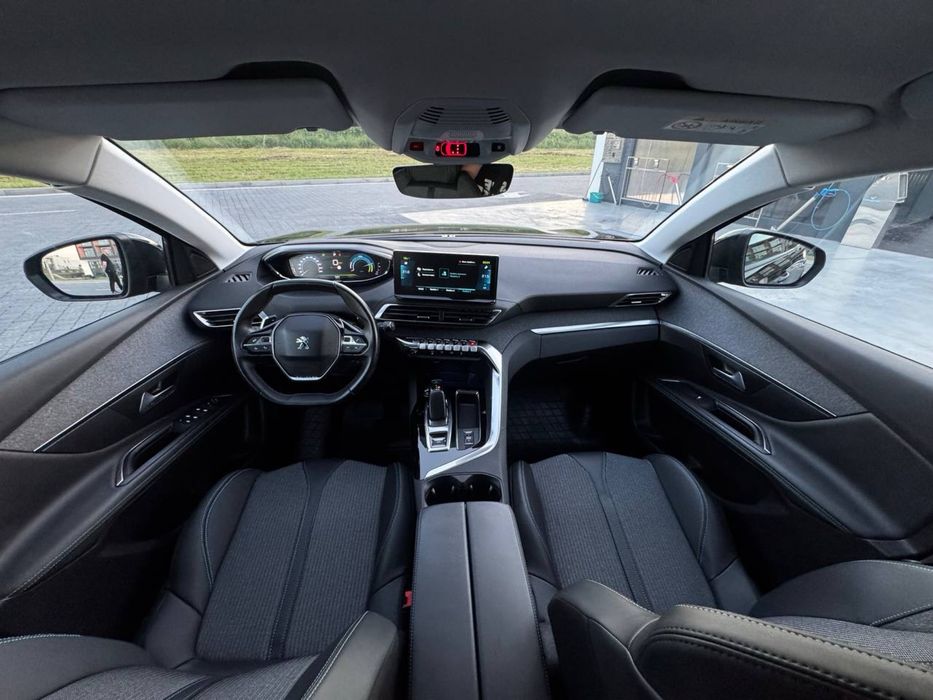 Peugeot 3008 Hybrid 15.11.2021 Automat