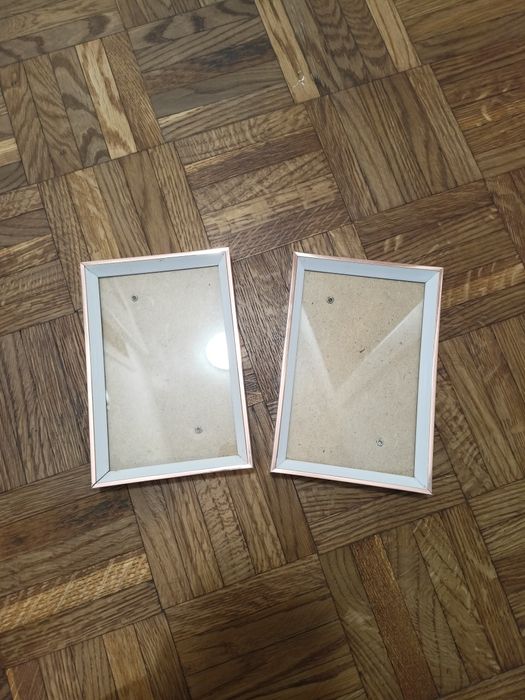 Ramki na zdjęcia różowe złoto