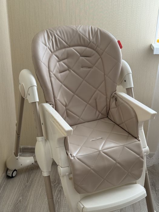 Стілець для годування Carrello