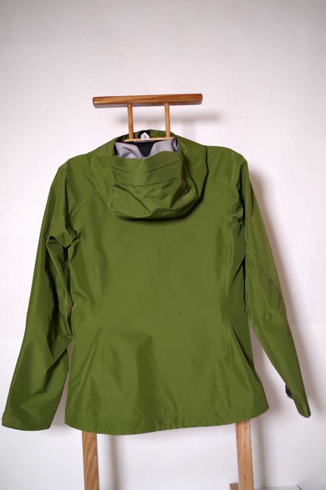 Дощовик Arc'teryx Zeta LT Jacket оригінал S розмір стан нова річ сток
