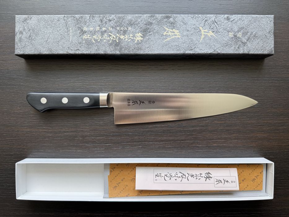 Японський професійний кухонний шеф-ніж Masamoto VG