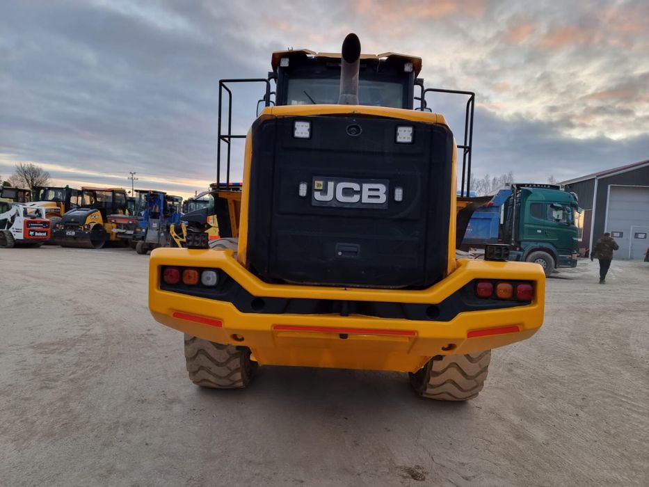 Фронтальный погрузчик JCB 427 , 2022 г