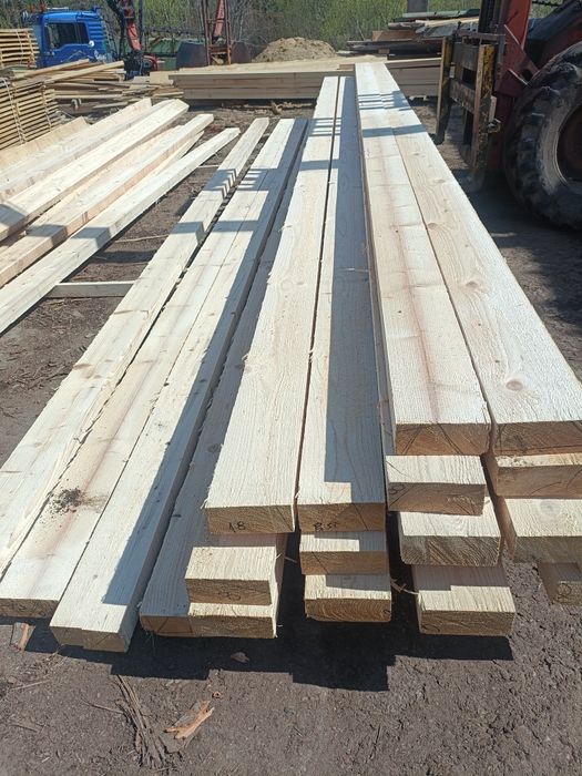 Więźba dachowa łaty deski szalunkowe