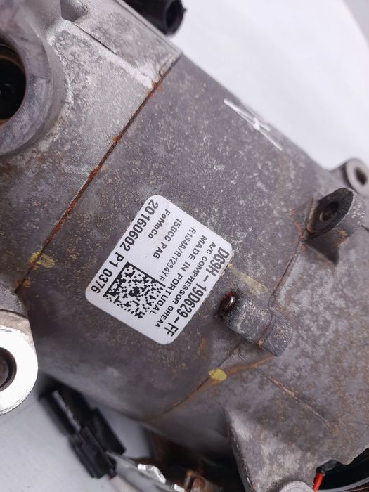 Compressor AC FORD Mondeo V Hatchback